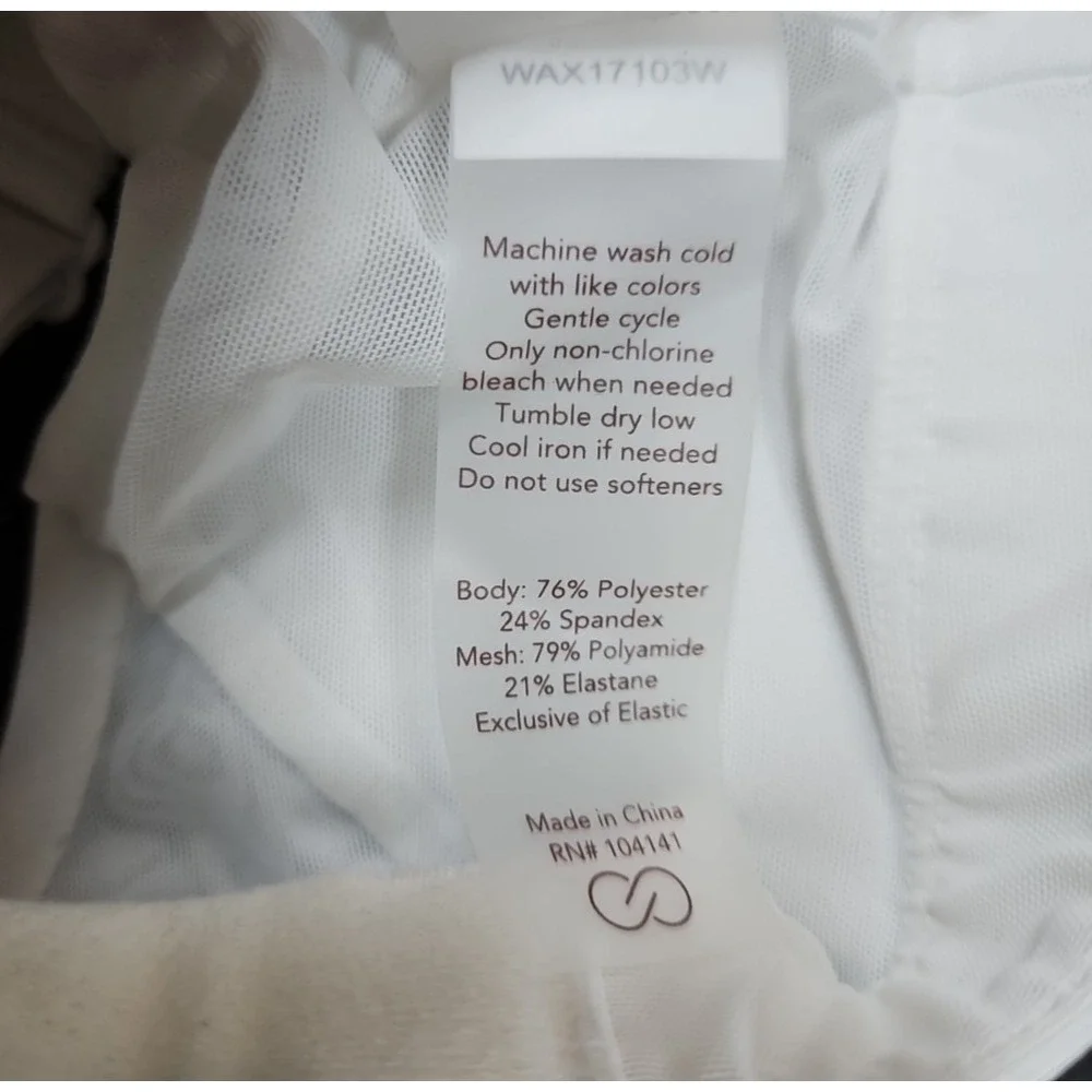 Calia Womens White Go All Out Zip Front Sports Bra Size 32 DD NWT‎
